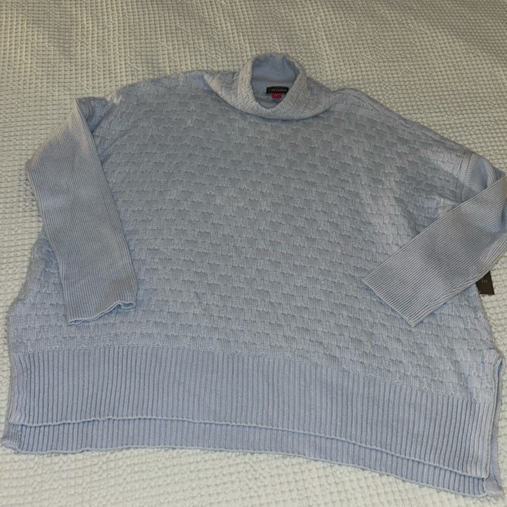 Vince Camuto textured mock neck sweater medium